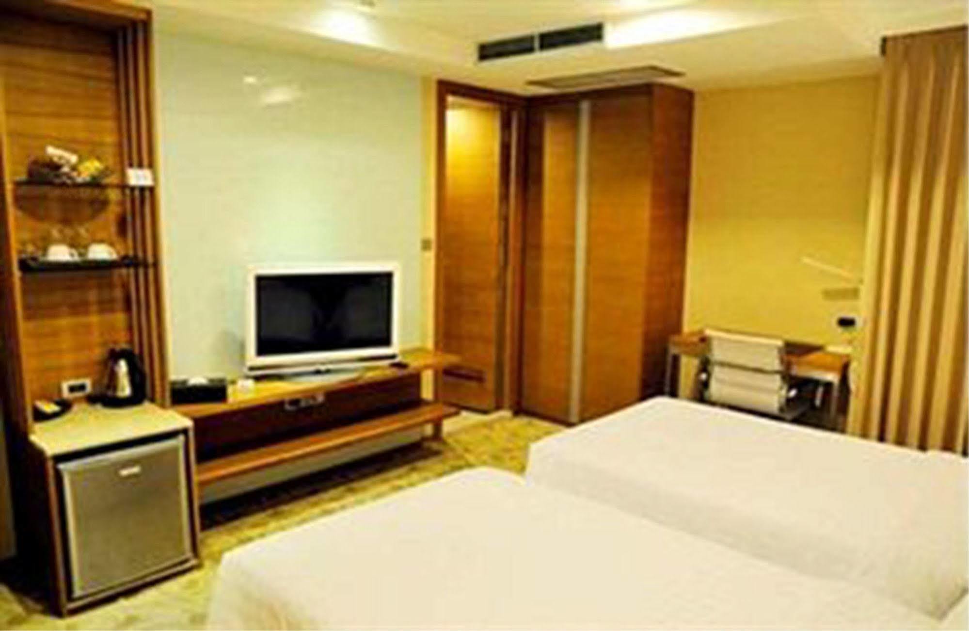 The Moonite Boutique Hotel Bangkok Luaran gambar