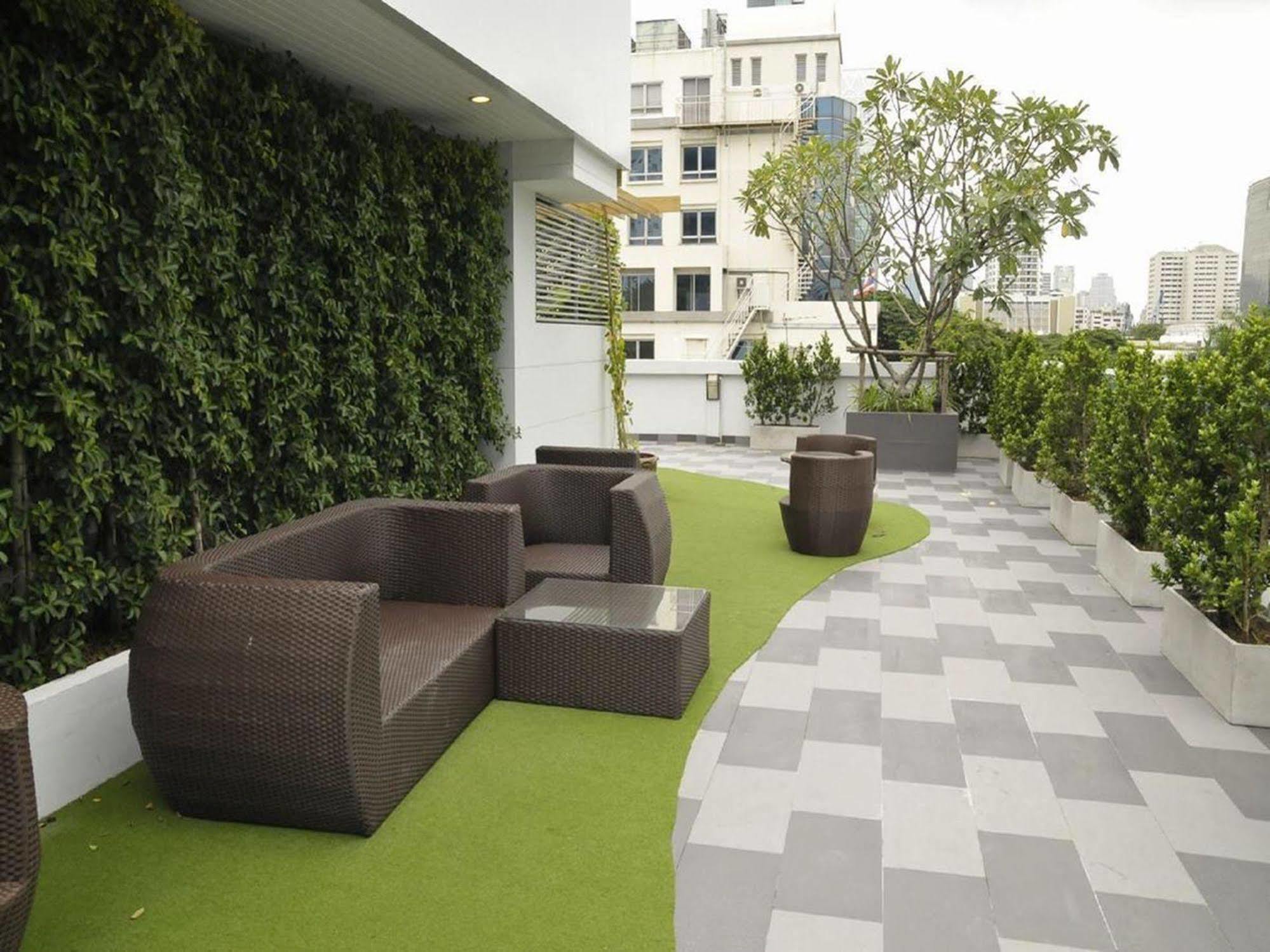 The Moonite Boutique Hotel Bangkok Luaran gambar